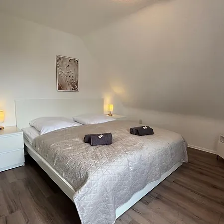 Beyerappartements- Fuer 6 - Balkon- 3 Schlafzimmer- Smarttv- Babygerecht- Kuechenzeile- Espresso Maschine- Ca 100m2
